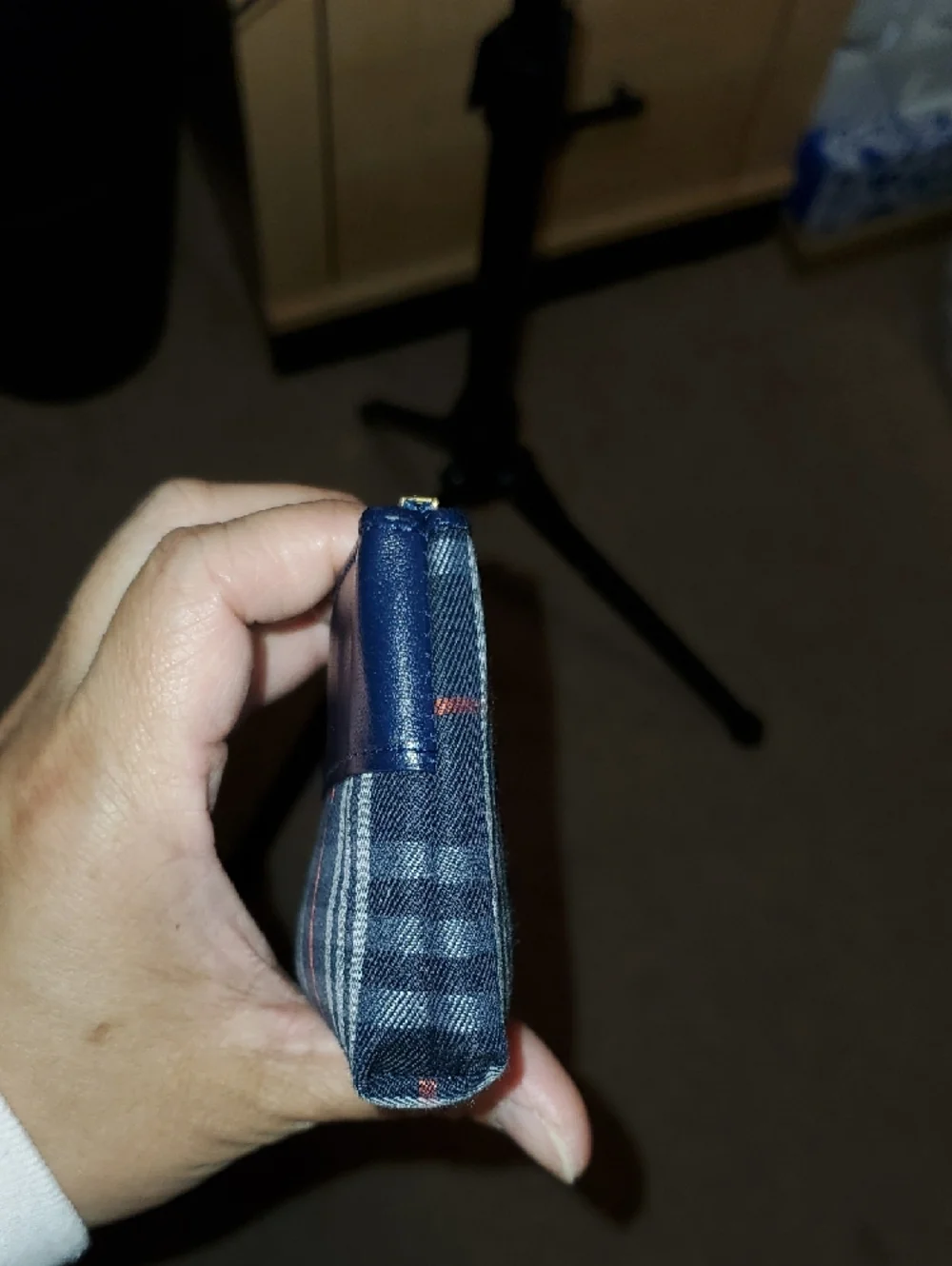 Burberrys of London Plaid Zip Wallet in Black and Tan with Red Accents - Picture 5 of 8